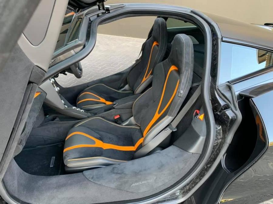 Интерьер McLaren 720S by RACE! on Vossen Wheels 2019 года  (фото 21 из 21)